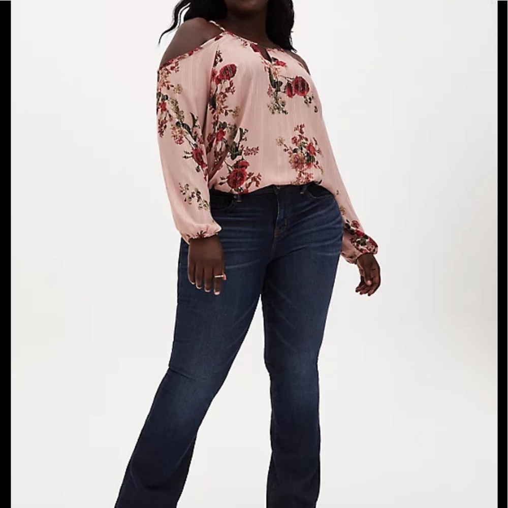 TORRID ROSE FLORAL GEORGETTE COLD SHOULDER…